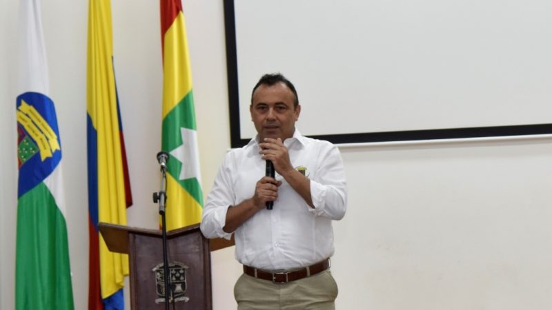 Los estudiantes de menores estratos serán los más beneficiados, anuncia el rector del Colegio Mayor, en audiencia pública