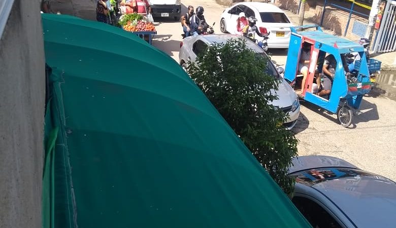 Autoridades aún sin definir conflicto de vías entre Urbanización Villas de la candelaria y Portales de Alicante.
