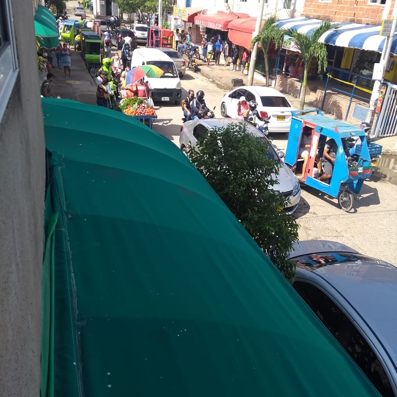 Autoridades aún sin definir conflicto de vías entre Urbanización Villas de la candelaria y Portales de Alicante.
