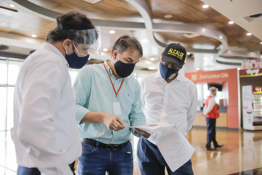 Un recorrido  por  los principales centros comerciales de la ciudad.