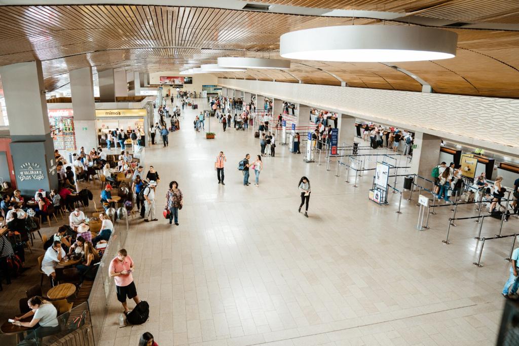 Lámparas UV germicidas para prevenir Covid-19 implementó el aeropuerto Rafael Nuñez en Cartagena.