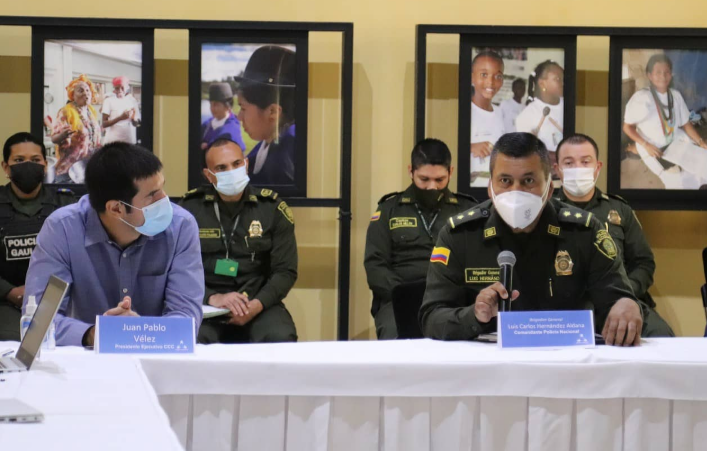 Empresarios de Cartagena se reúnen con la policía Metropolitana para juntos aunar esfuerzos rumbo a una reactivación segura.