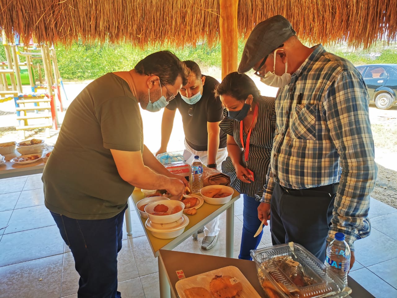 Jurado del festival del frito evaluó productos de concursantes, además la prueba Covid-19 se cumplió cabalmente.