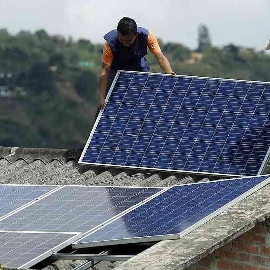 El Caribe Colombiano ahora con clúster de energía,5 departamentos los abanderados.
