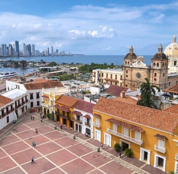 Cartagena entre la crisis administrativa y sanitaria.