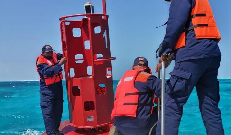 Faros y boyas ubicados en San Andrés y Providencia, sometidos a riguroso mantenimiento por la Dimar.