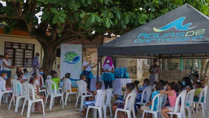 Acuacar fortalece relaciones con la comunidad a través de actividades pedagógicas y eventos culturales.