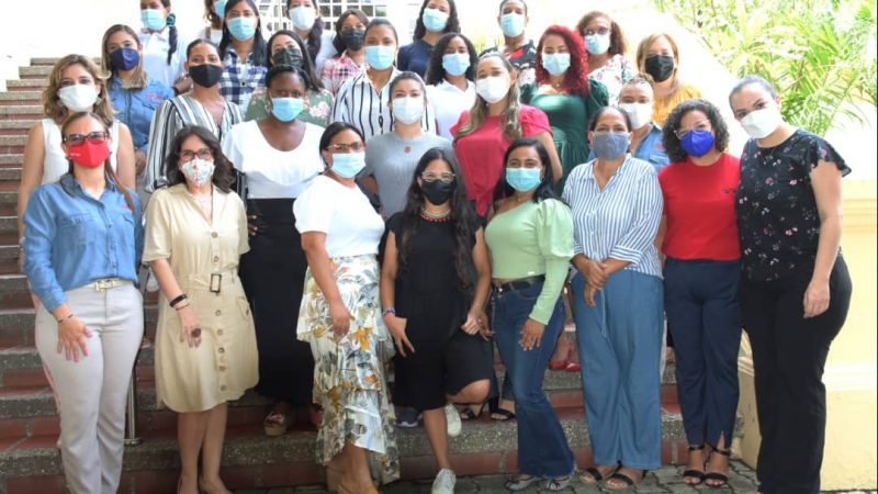 La Escuela de Liderazgo Público para mujeres abrió sus puertas bajo la iniciativa de Traso Colectivo de transformación social.