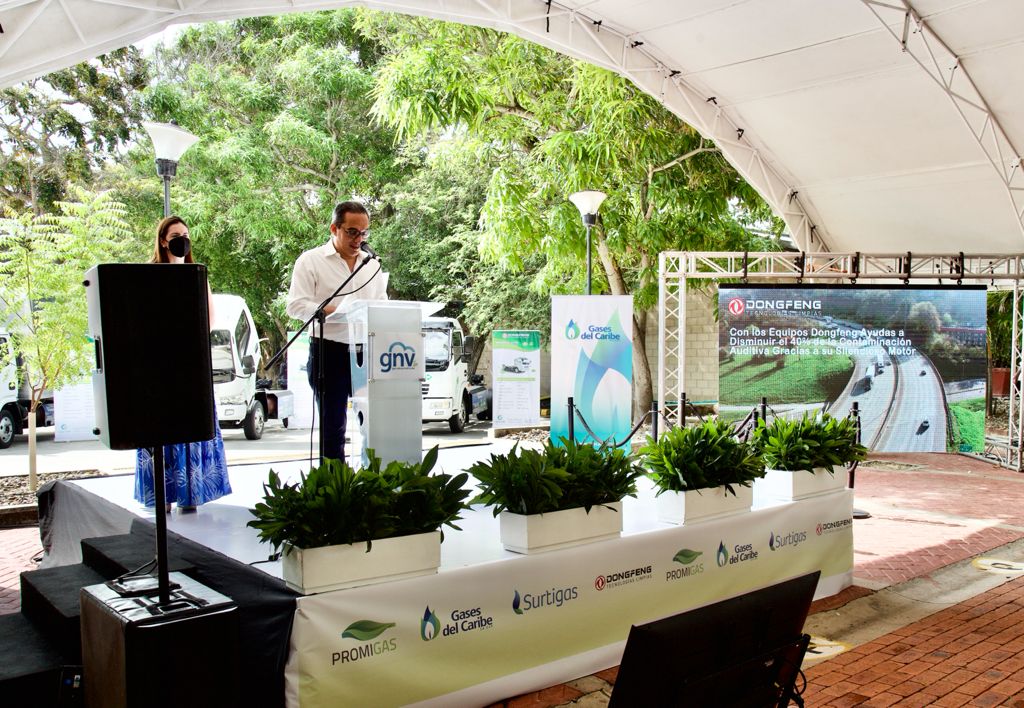 Dongfeng, en alianza con Gases del Caribe, Promigas y Surtigas, presentó sus nuevos modelos de camiones y buses dedicados a GNV, más de 600 mil vehículos han sido convertidos a gas natural.