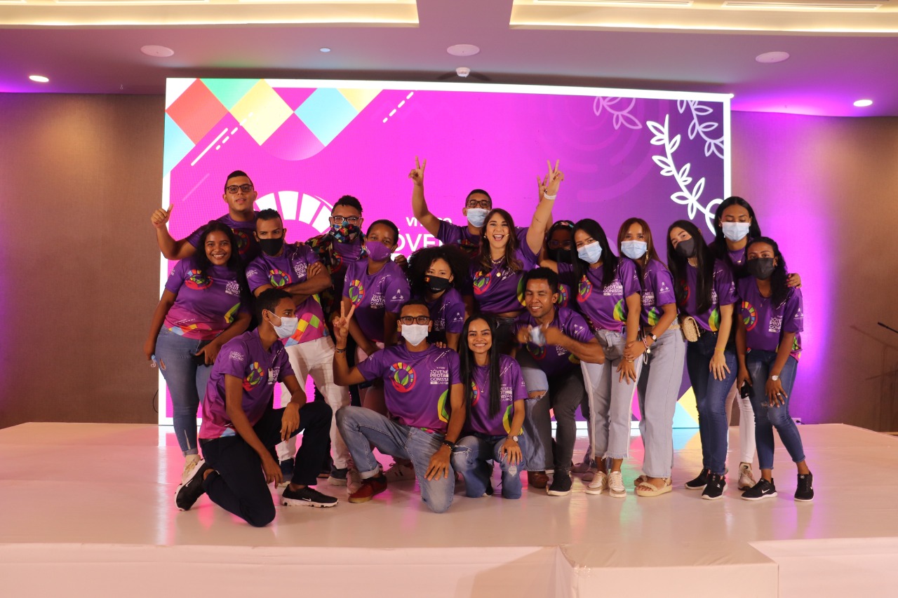 Expertos, líderes juveniles, figuras del ámbito político, académico, empresarial y cultural del orden nacional, internacional y local se dieron cita en el VI Foro Jóvenes Protagonistas del Cambio.