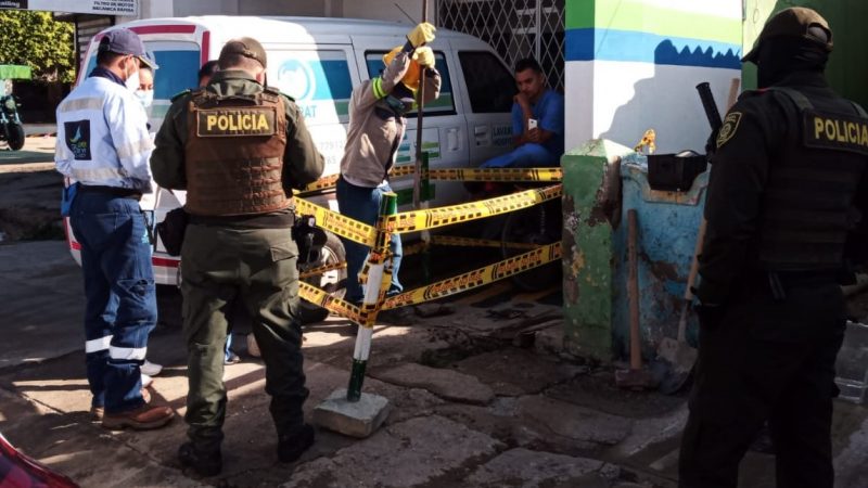 Lavandería hospitalaria ubicada en el barrio bruselas, manipuló medidor para no pagar el servicio a Acuacar, grupo élite de la compañía descubrió el fraude que se eleva a 34 millones de pesos. 