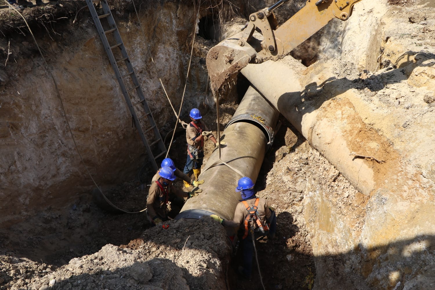 Concluyeron los trabajos de Aguas de Cartagena,se reinicia el bombeo de agua a los sectores afectados