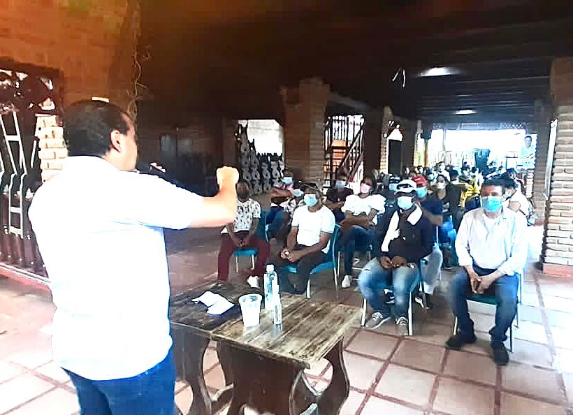 El 50 % de las instituciones educativas en Colombia no están preparadas para el retorno total a clase : candidato al Senado Luis Daniel Vargas Sánchez.