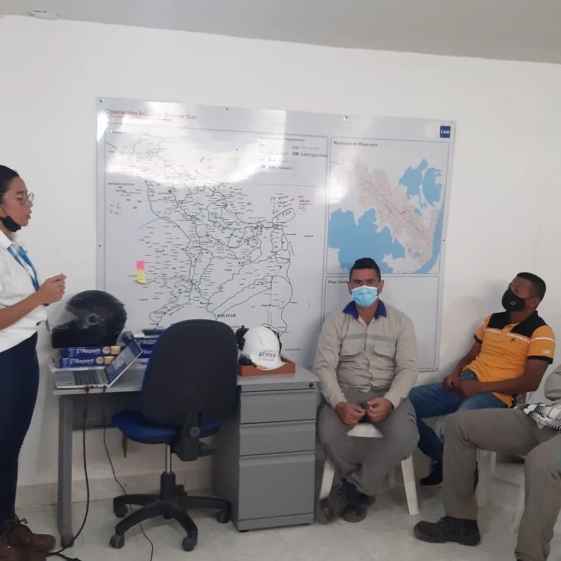 El equipo técnico de Afinia se capacita para brindar un mejor de servicio en materia de podas