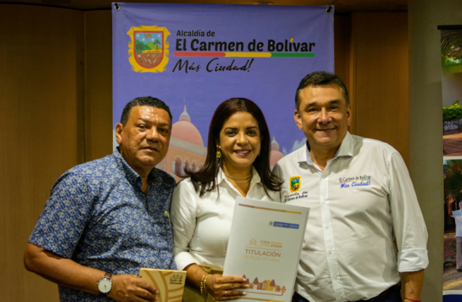 Oferta formativa de alta calidad orienta la U de C en zonas rurales, a través de centros tutoriales de educación superior.