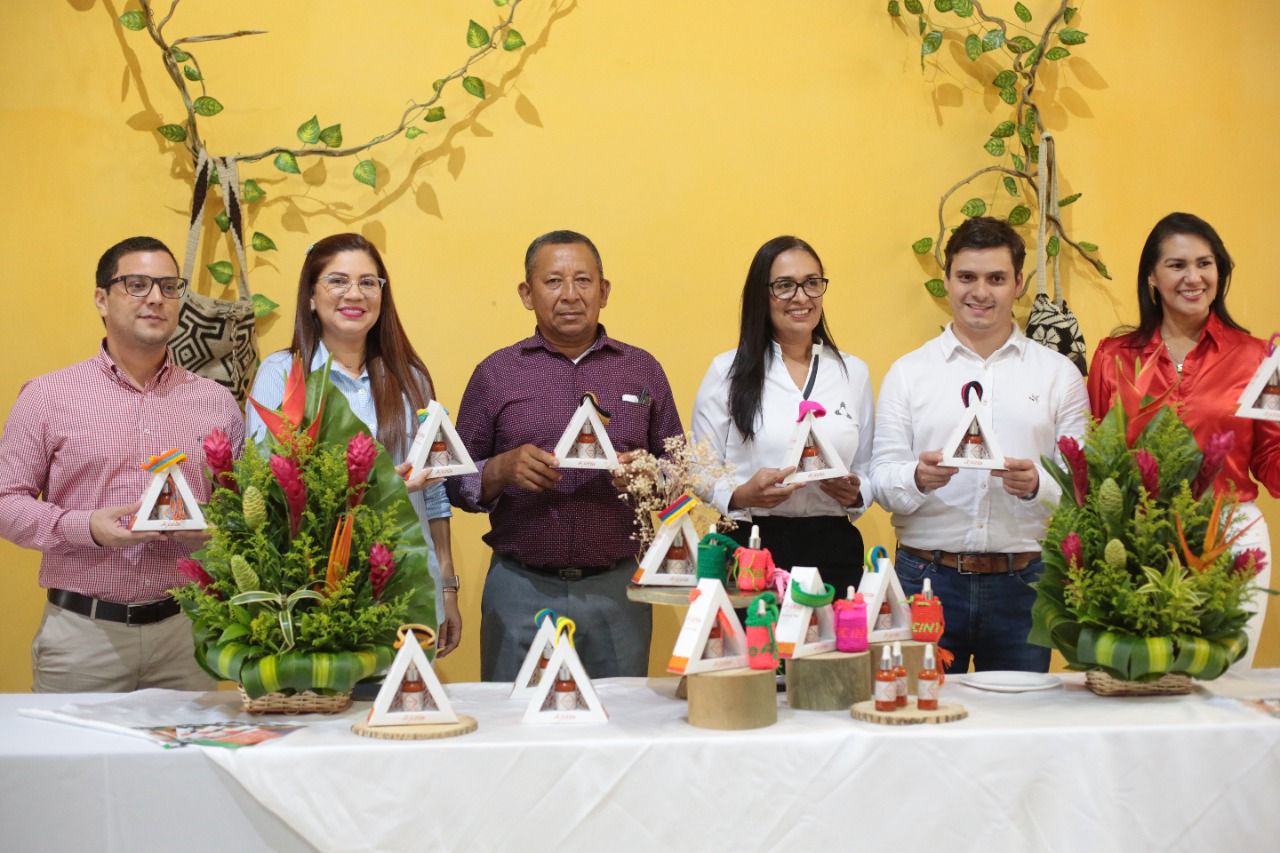 Comercialización de los productores de ají de San Jacinto, “Ajicinto” cerró con éxito su proyecto de fortalecimiento.