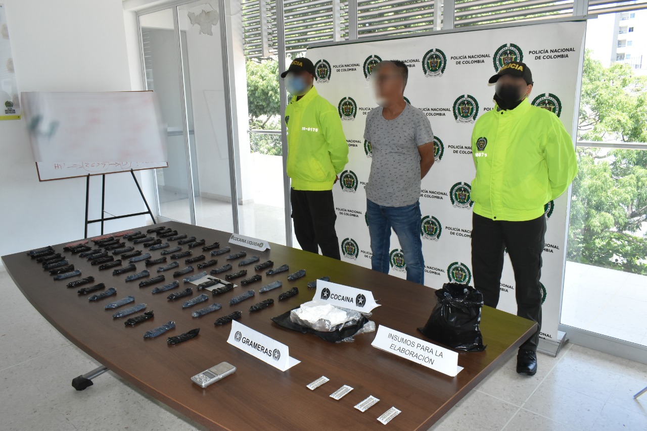 Lo último! Policía descubre nueva modalidad, ‘Preservativos con Cocaína Líquida’ para su envío hacia el exterior.