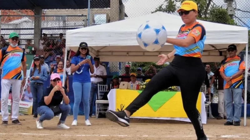 Con buenas perspectivas arrancó torneo deportivo comunal refinería de Cartagena-Ider