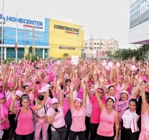 Ider celebra con caminata rosa, el mes de la lucha contra el cáncer de mama.