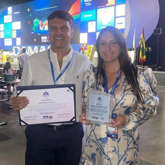 Surtigas recibe premio nacional “Construimos a la Par” por parte de Camacol