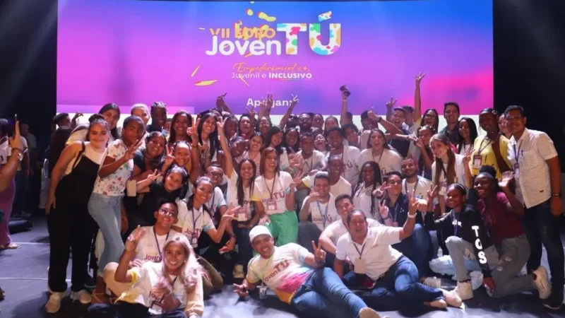 Emprendimiento, tecnologías, empleabilidad,  y participación ciudadana, fueron los temas analizados por los jóvenes en la séptima versión del foro «joven tú» de la CCC.