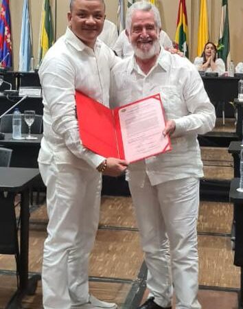 El destacado médico Jaime Fandiño Franky lleva 60 años de servicio a los menos favorecidos, su invaluable labor fue reconocida por el Concejo Distrital.