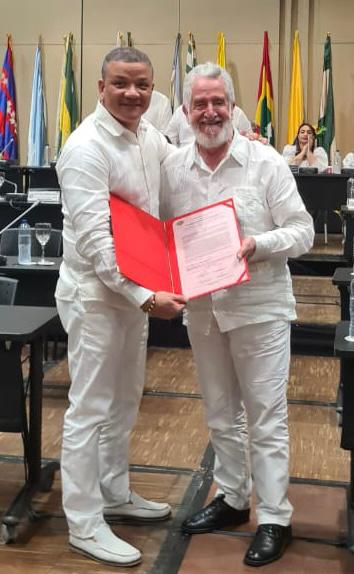 El destacado médico Jaime Fandiño Franky lleva 60 años de servicio a los menos favorecidos, su invaluable labor fue reconocida por el Concejo Distrital.