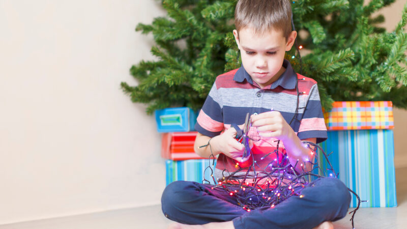 Estrictas recomendaciones entrega Afinia a sus usuarios en época de Navidad.