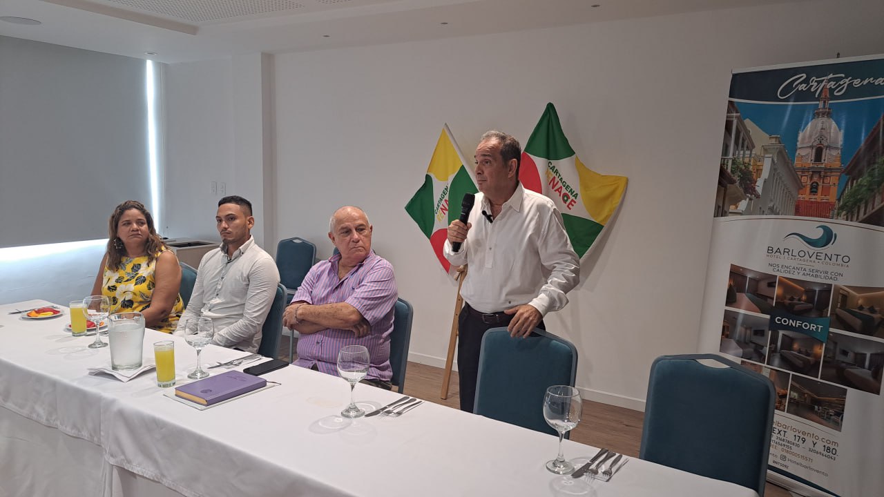 Movimiento de ciudadanos “CARTAGENA RENACE” escogió a Fernando Tinoco precandidato a la Alcaldía de Cartagena.