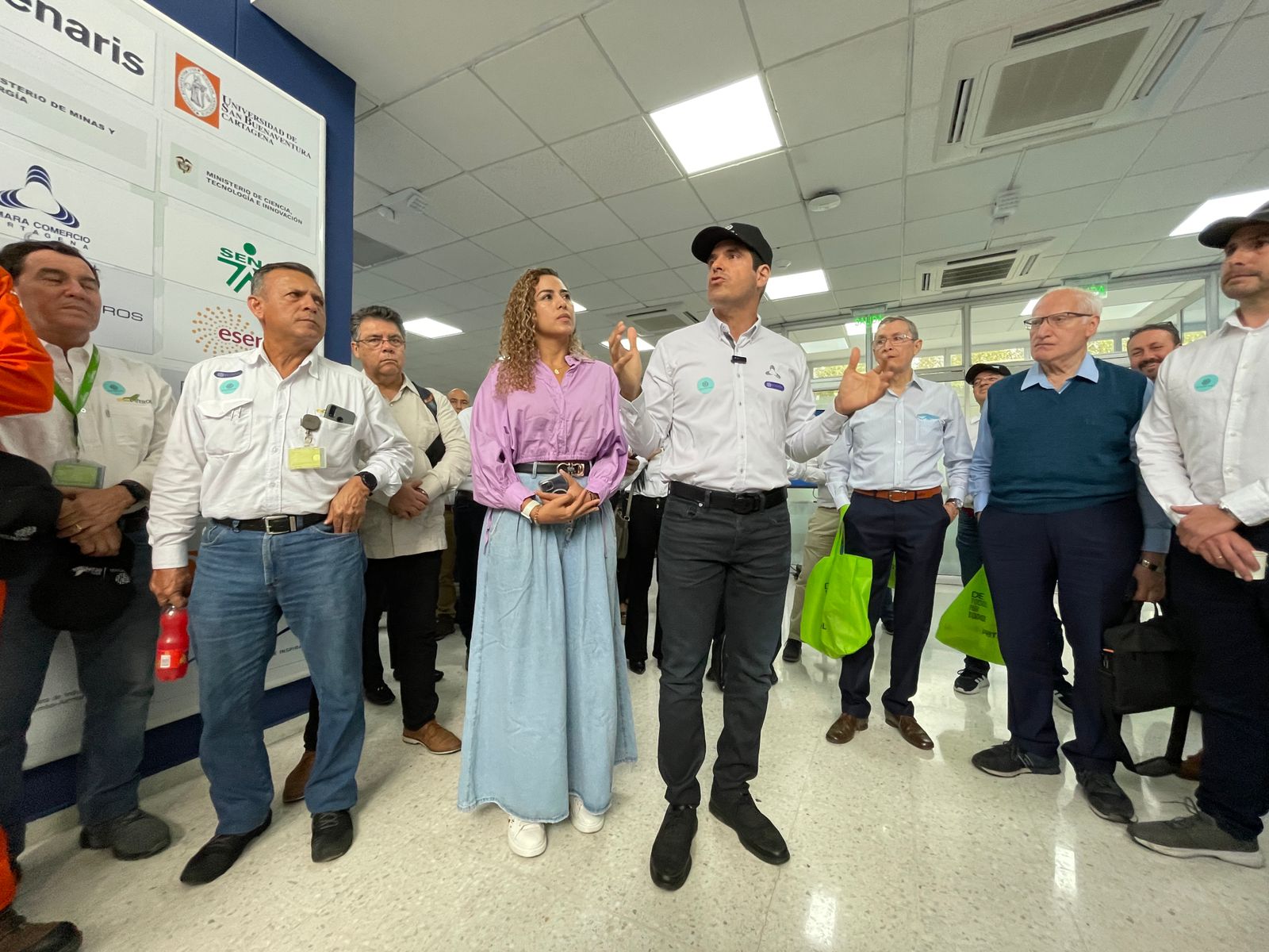 La democratización de la transición energética en “Energías alternativas para todos los colombianos”busca la Cámara de Comercio de Cartagena a través del recientemente inaugurado Econova Caribe.