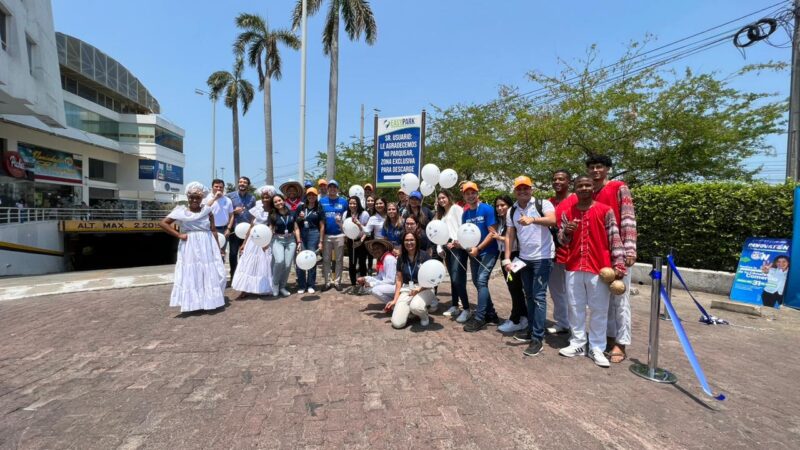 La Cámara Móvil se tomó el Centro Comercial Ronda Real, toda la tropa unida por un ideal.
