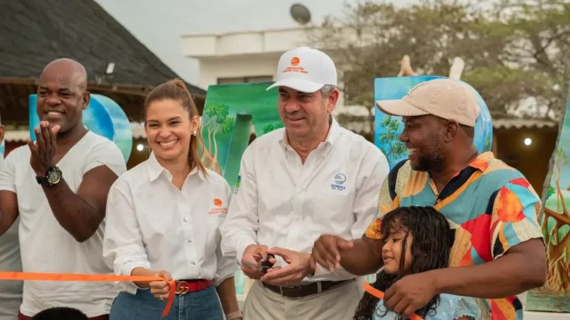 Con una inversión de $60 millones de pesos Serena del Mar y su Fundación dejan listo el parque de las letras en tierra baja, jurisdicción del corregimiento de la boquilla.