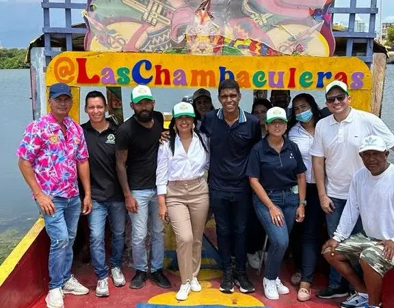Actores sociales y empresarios lideran jornada por la recuperación de los manglares.