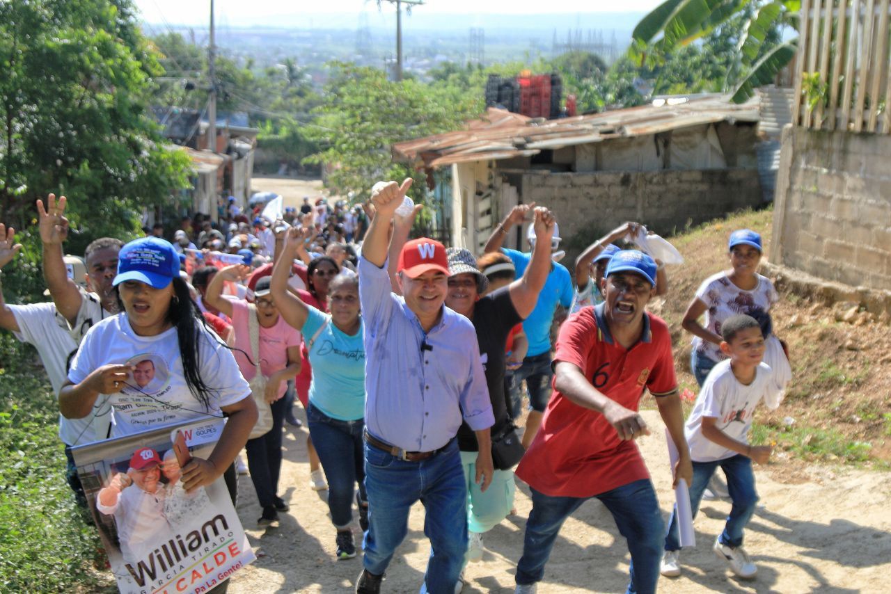 William García Tirado estuvo en “los Cerros de Albornoz”, continuando con su campaña rumbo a la Alcaldía.