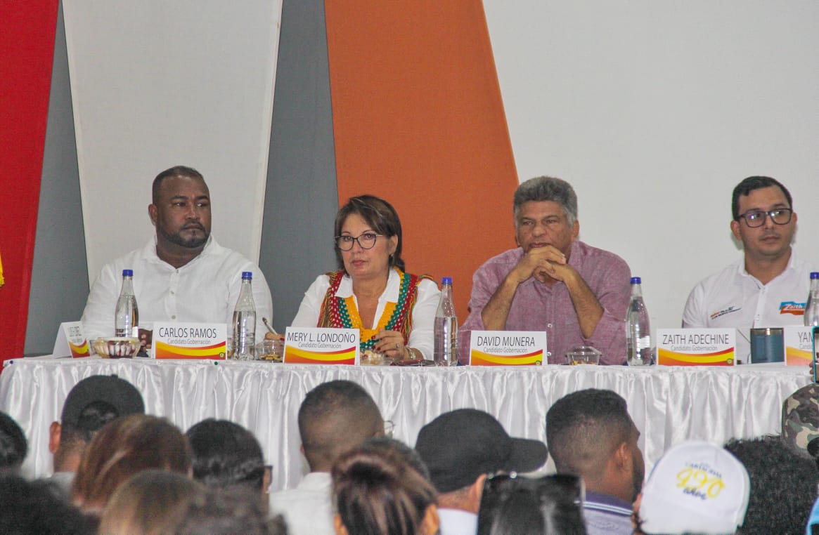Eje de desarrollo para Bolívar es la educación de los jóvenes dijo Mery Luz Londoño en foro de la U de C