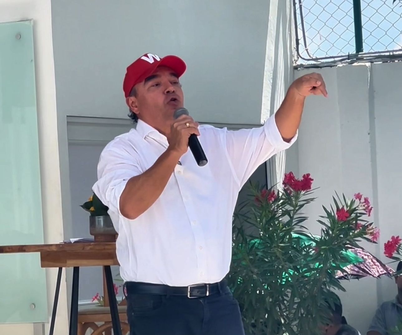 Desafios económicos y sociales permanecen en la agenda del candidato a la Alcaldía William García Tirado.