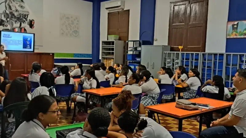 El programa de jóvenes jóvenes en cuarta revolución industrial continúa más de 1.400 muchachos hacen parte del llamativo proyecto.