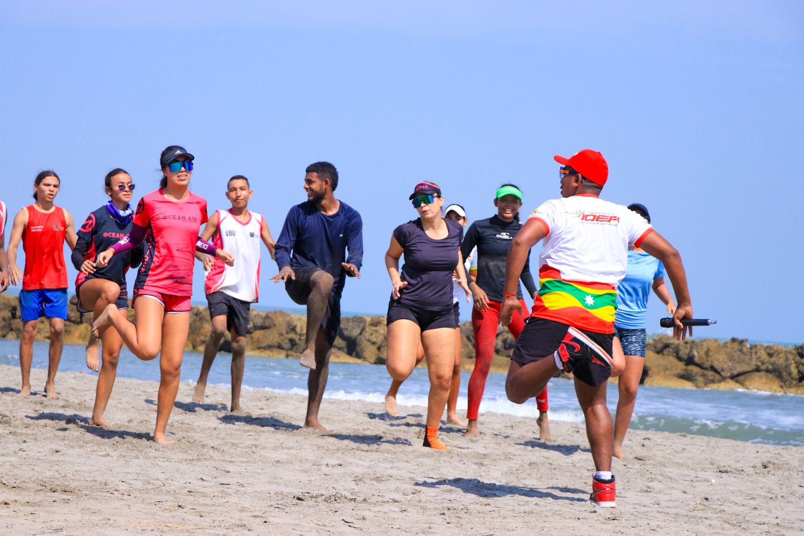 Actividades deportivas en la playa despiertan el interés de los Cartageneros.