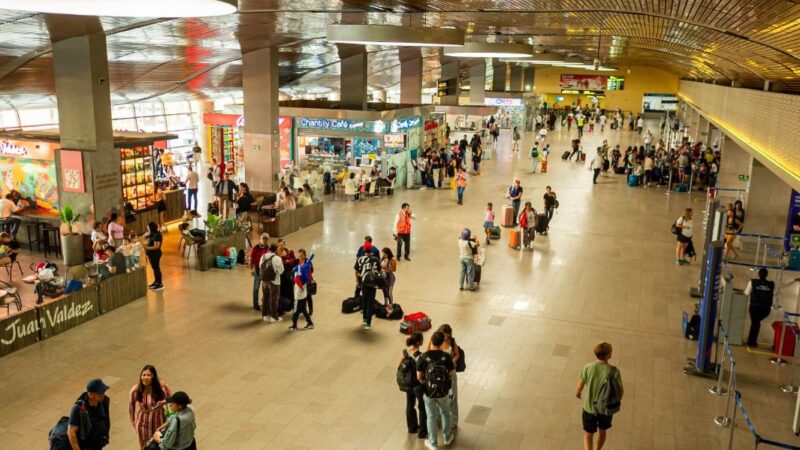 cerca de 20 mil pasajeros fueron movilizados antes y durante el puente de reyes en el aeropuerto Rafael Núñez.