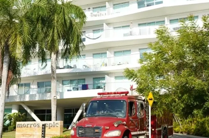 Surtigas abre investigación sobre la explosión en el edificio Morros Epic.