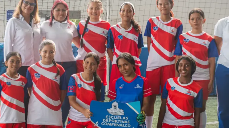 Comfenalco presenta su primer equipo de fútbol femenino categoría Sub-15