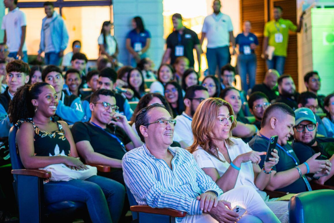 Con éxito se realizó el primer festival UTB Fest, en el auditorio Napoleón de la Rosa.