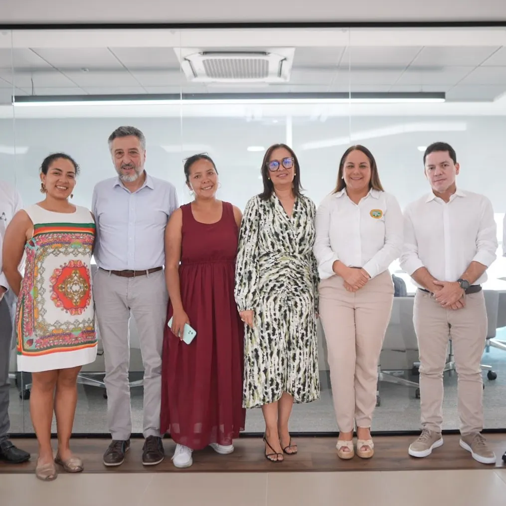 Por el desarrollo económico y productivo de cartagena, secretaría de Hacienda y Camcomercio afianzan compromiso.