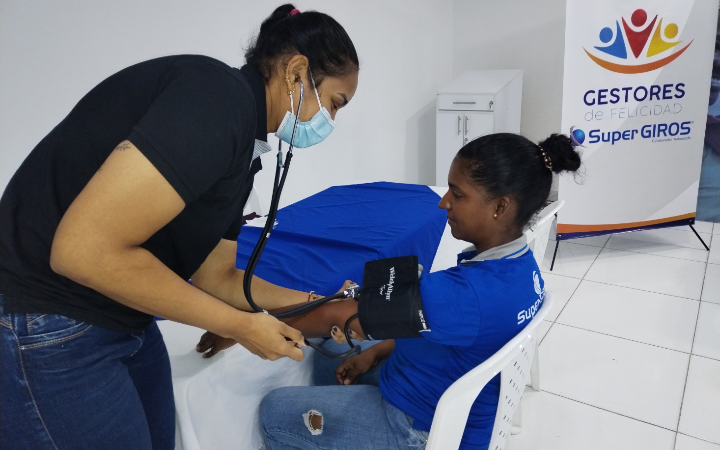 SuperGIROS realiza jornadas de salud a sus colaboradores.