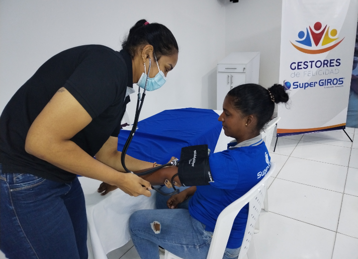 SuperGIROS realiza jornadas de salud a sus colaboradores.