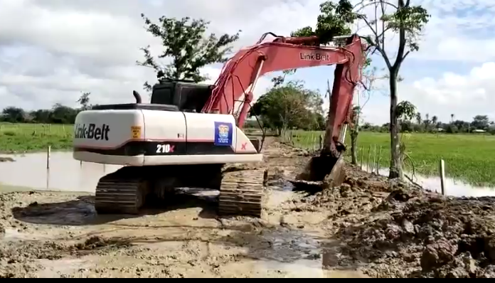 Gobernador Arana visitó San Jacinto del Cauca e inspeccionó obras en Caregato.