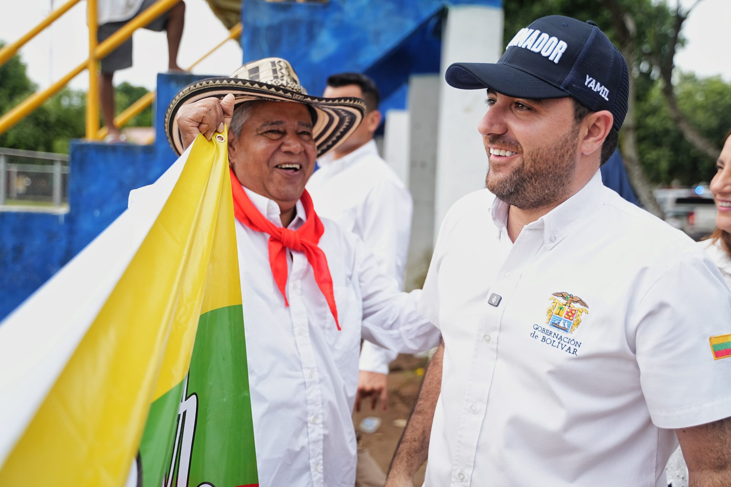 En el cumpleaños 167 del departamento, el gobernador iza la bandera en Cantagallo, último municipio de Bolívar.