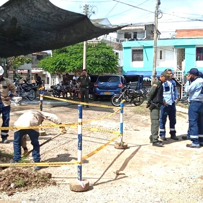 Quince viviendas en Calicanto y un lavadero en la consolata, hurtaban el agua, Brigadas de Acuacar los descubrieron.