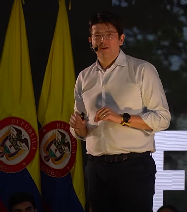 Se revive el dolor en Colombia, tras la muerte del Senador Miguel Uribe Turbay, esta madrugada.