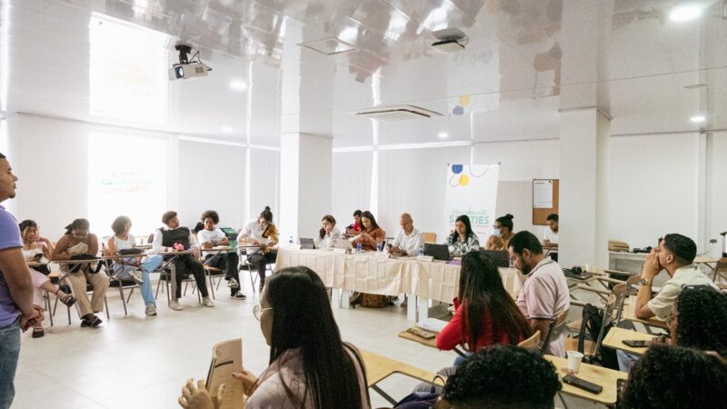 Escuela de liderazgo juvenil S²Cities implementa 14 iniciativas para fortalecer espacios en sus comunidades.